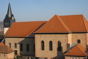 Außenansicht der Pfarrkirche in Eisenbach